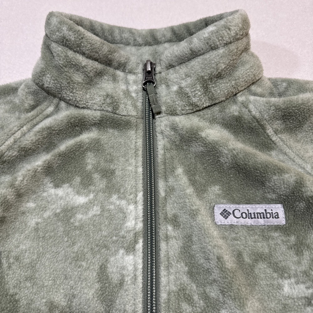 Columbia Girls Fleece Full zip Jacket Camouflage Green Sz L 14-16